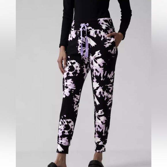 Athleta Pants - Athleta Balance Printed joggers, size small
